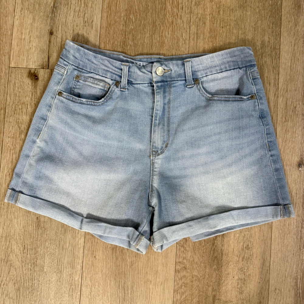 No Boundaries Light Blue Denim Roll Cuff Shorts